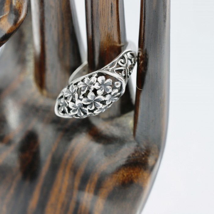 Anello con motivo plumeria in argento 925 