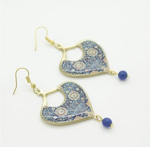Vendita Orecchini IRAN Khatoon Blu  con resina e perline azzurre 